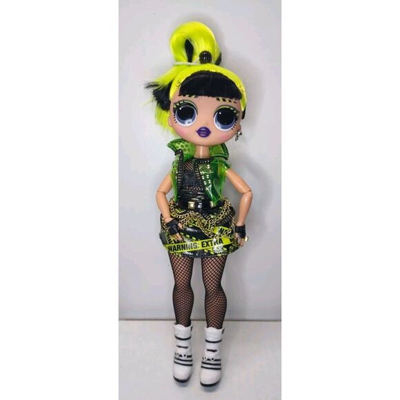 LOL Surprise OMG Remix Yellow Hair Rock Fame Queen Doll Play READ DESCRIPTION - Picture 1 of 11